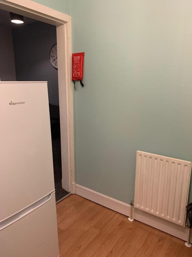 The One Kilmarnock Apartment Bagian luar foto